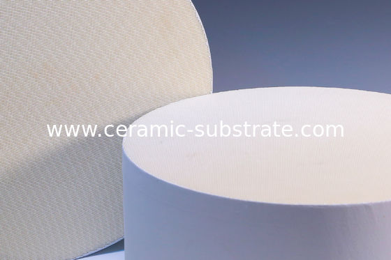comprare Filtro ceramico dal favo industriale dell'SCR in tondo e bianco online manufacture