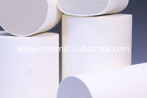 comprare Substrato ceramico del favo, supporto ceramico del catalizzatore 100CSI/filtro catalitico online manufacture