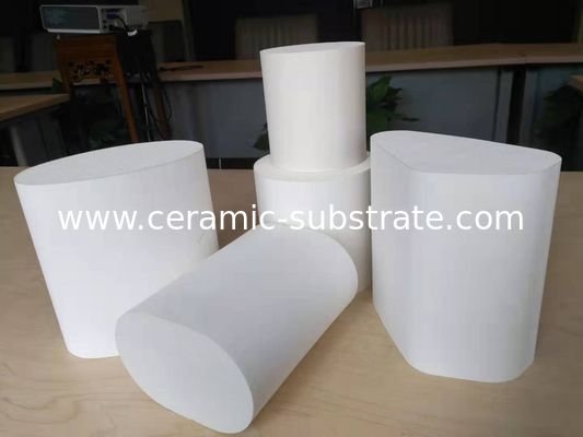 comprare Substrato ceramico di alumina Al2O3 ottimizzato per moduli RF che forniscono un migliore isolamento elettrico e gestione termica online manufacture