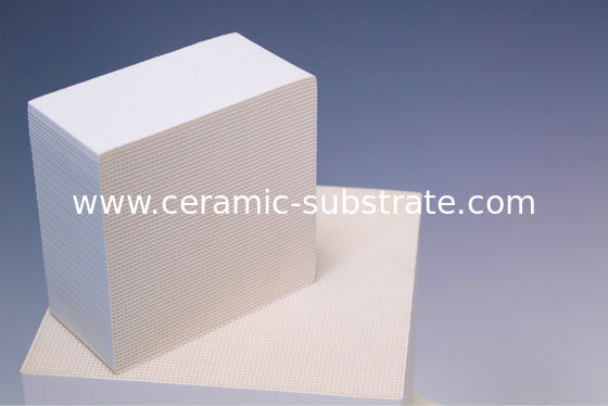 Substrato ceramico della marmitta catalitica del favo del COV per l'automobile